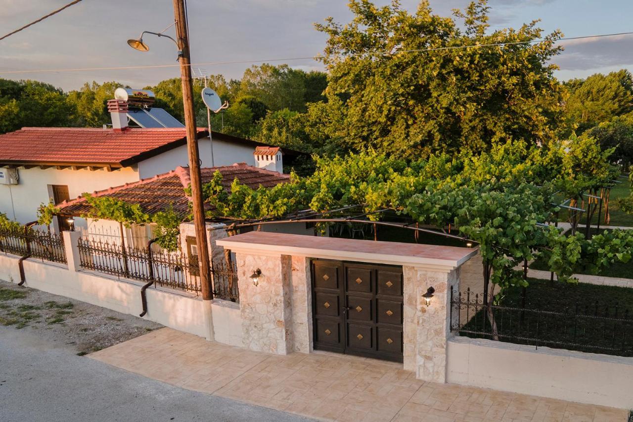 Villa La Varik 3 Litochoro Exterior photo